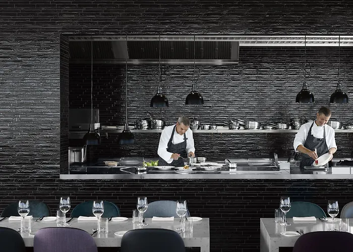 Intercontinental - By Ihg Hotel 5*