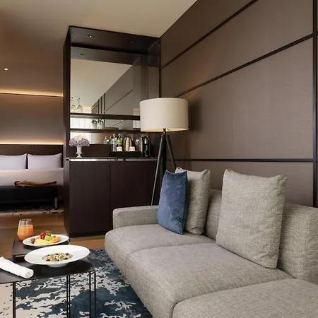 Intercontinental - By Ihg 5*