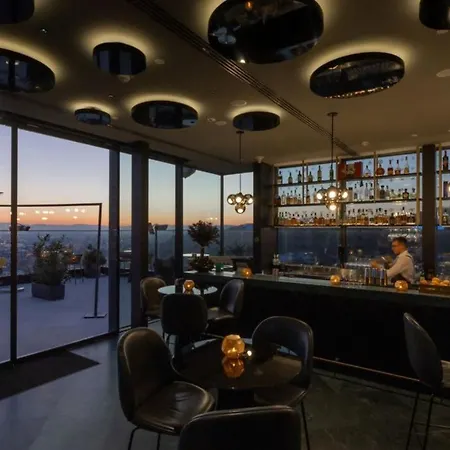 Intercontinental - By Ihg 5*