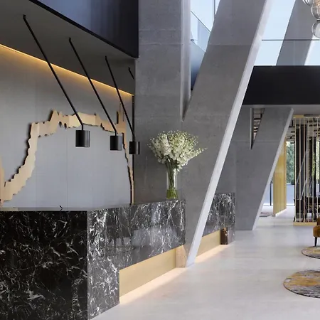 Intercontinental - By Ihg 5*