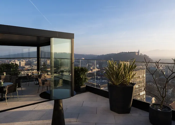 Intercontinental - By Ihg Hotell 5*